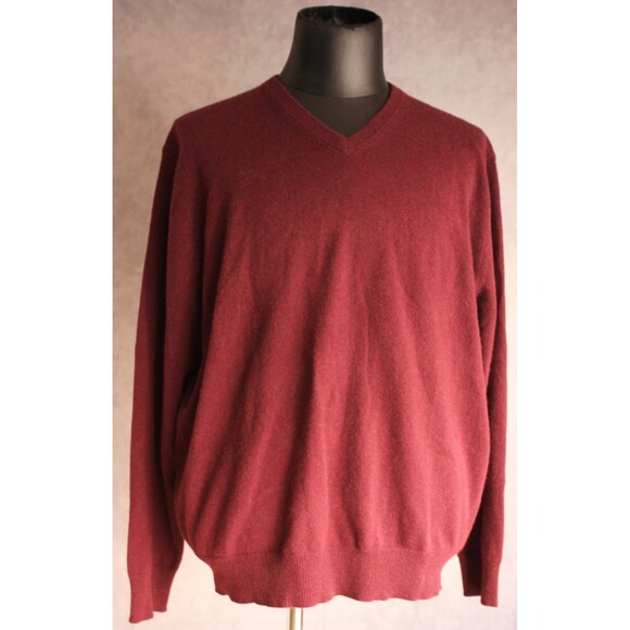 Jos A. Bank Traveler's Collection Men's V Neck Sweater Size Large 100% Cashmere